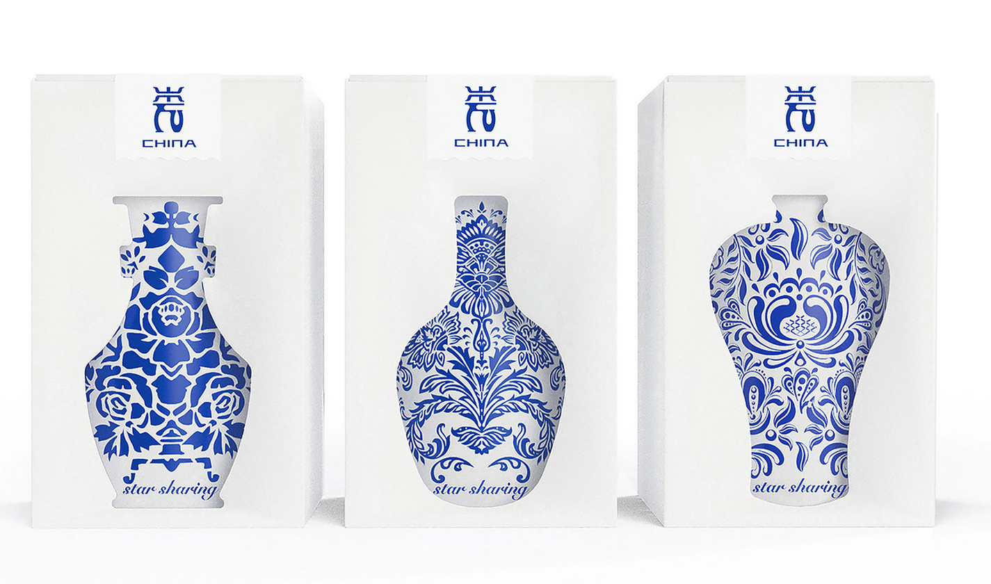 Blue and white porcelain packaging